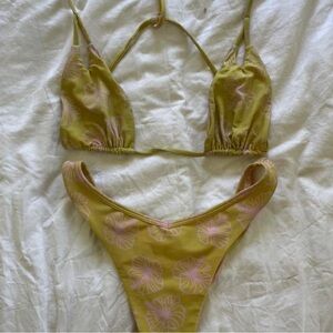 pink hibiscus benoa set!